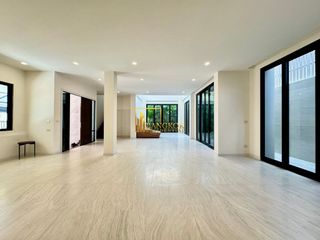 Wohnung zum Kauf mit 5 Zimmer in Yan Nawa, Bangkok
