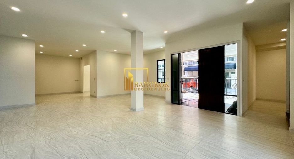 Wohnung zum Kauf mit 5 Zimmer in Yan Nawa, Bangkok