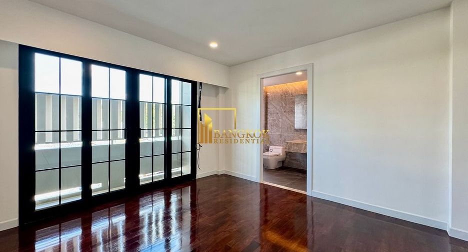 Wohnung zum Kauf mit 5 Zimmer in Yan Nawa, Bangkok