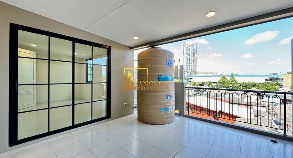 Wohnung zum Kauf mit 5 Zimmer in Yan Nawa, Bangkok