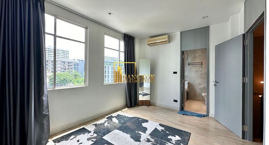 À vendre 3 chambres condo à Watthana, Bangkok