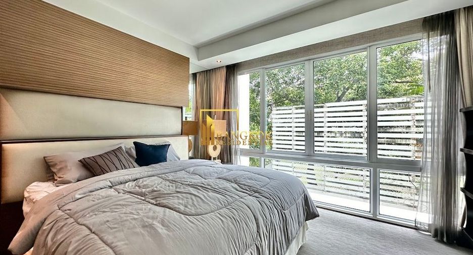 Condo en alquiler y en venta de 4 habitaciones en Khlong Toei, Bangkok