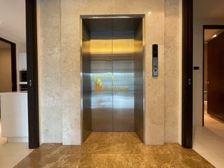 Condo en alquiler y en venta de 4 habitaciones en Khlong Toei, Bangkok