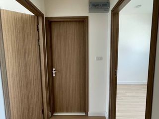 Casa adosada en venta de 3 habitaciones en Bang Phli, Samut Prakan