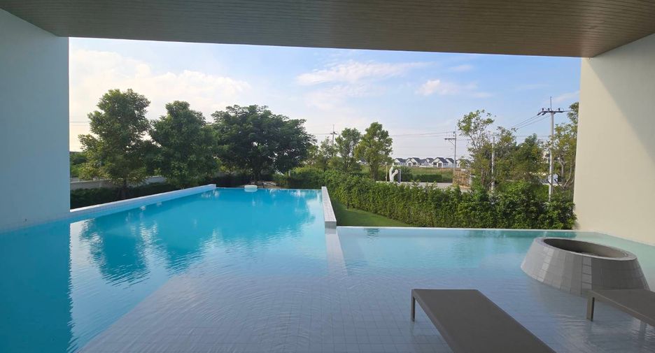 For sale 3 bedrooms townhouse in Bang Phli, Samut Prakan