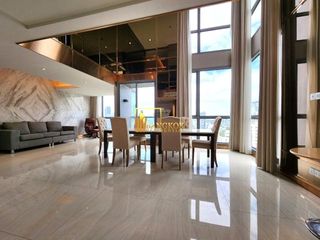 À louer et à vendre 4 chambres condo à Watthana, Bangkok