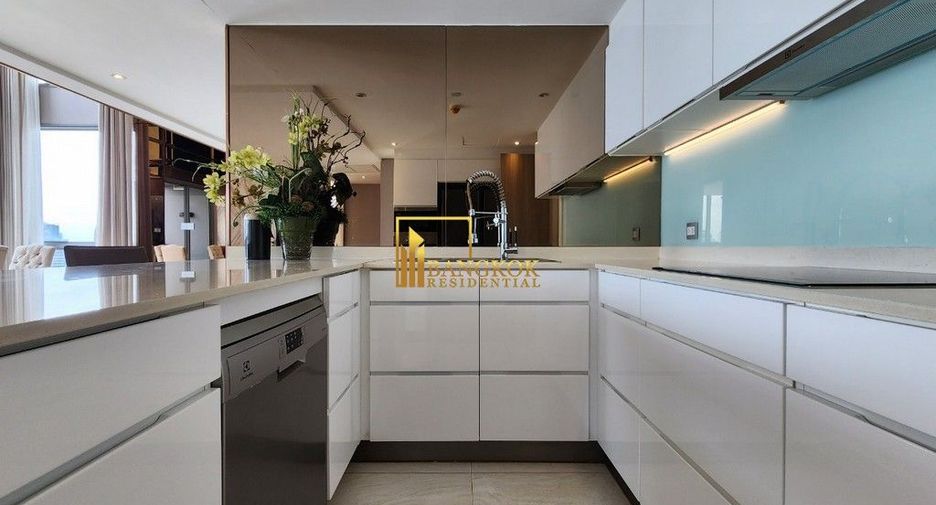 Wohnung zur Miete und zum Kauf mit 4 Zimmer in Watthana, Bangkok