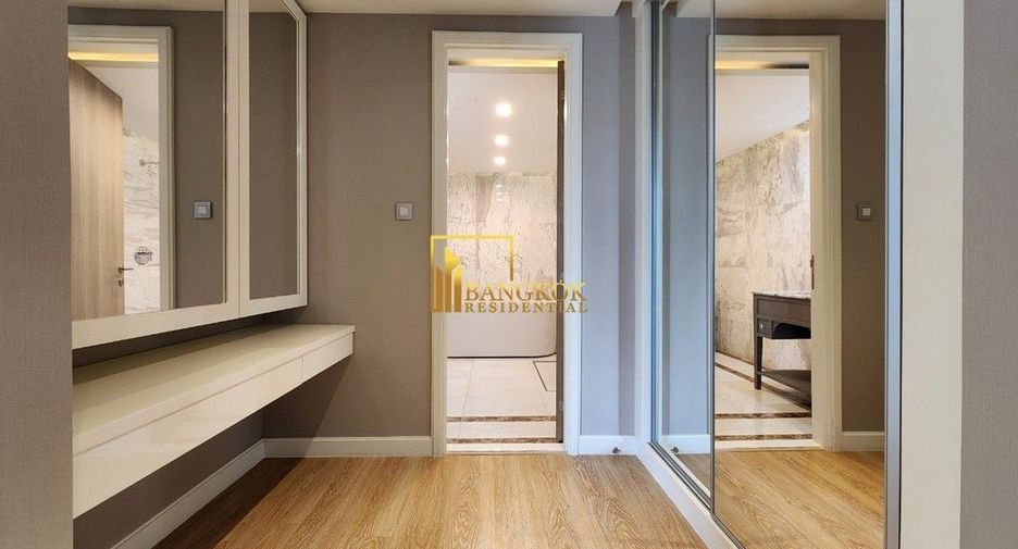Wohnung zur Miete und zum Kauf mit 4 Zimmer in Watthana, Bangkok