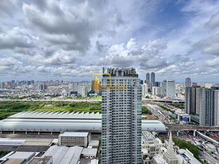 For sale 5 bedrooms condo in Watthana, Bangkok