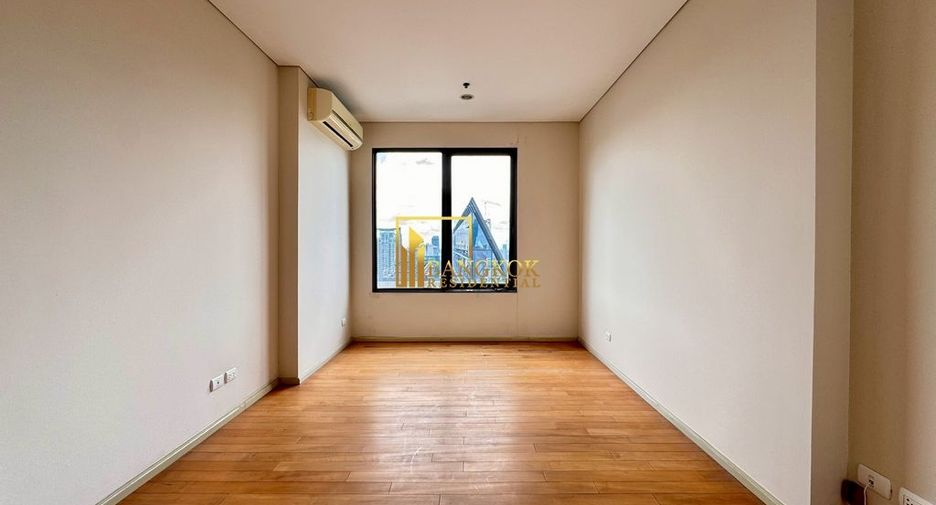 For sale 5 bedrooms condo in Watthana, Bangkok