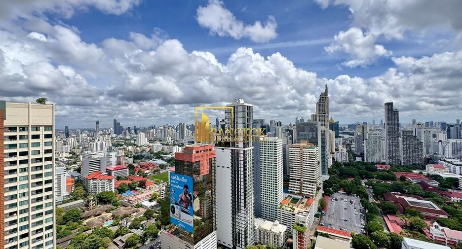For sale 5 bedrooms condo in Watthana, Bangkok