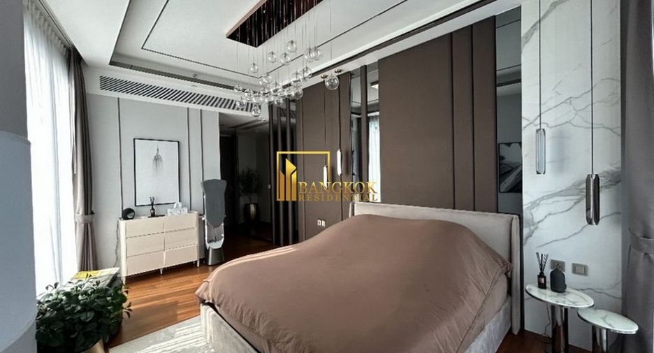 For sale 2 bedrooms condo in Khlong Toei, Bangkok