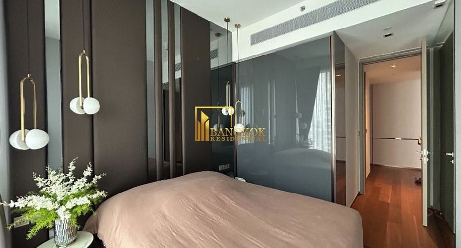 For sale 2 bedrooms condo in Khlong Toei, Bangkok
