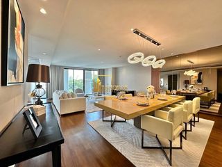 For sale 3 bedrooms condo in Watthana, Bangkok