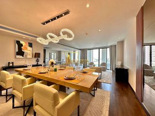 For sale 3 bedrooms condo in Watthana, Bangkok