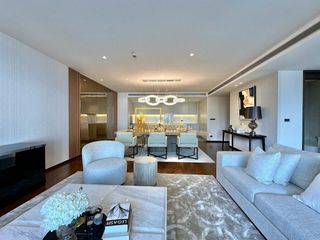 For sale 3 bedrooms condo in Watthana, Bangkok