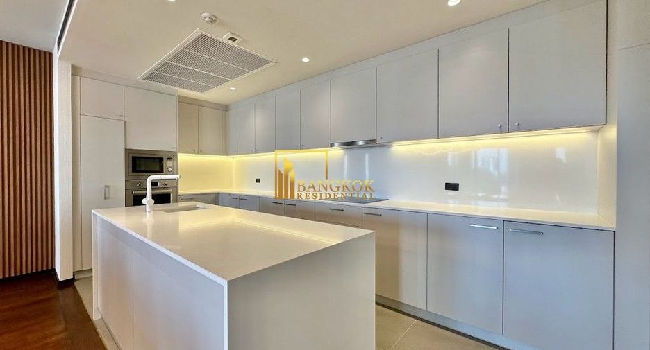 À vendre 3 chambres condo à Watthana, Bangkok