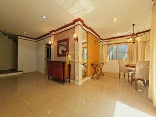 Reihenhaus zur Miete und zum Kauf mit 4 Zimmer in Watthana, Bangkok