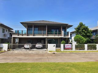 For sale 5 bedrooms house in Bang Sao Thong, Samut Prakan