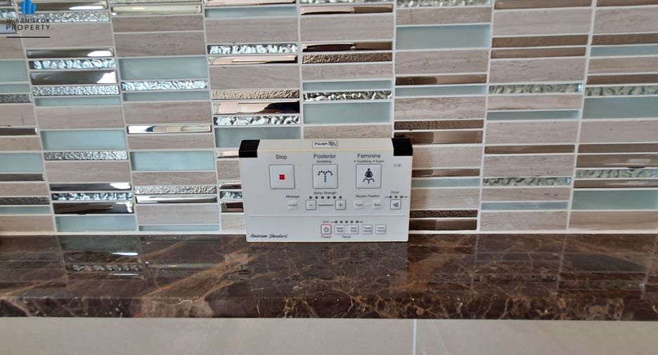 For sale 5 ベッドルーム house in Bang Sao Thong, Samut Prakan