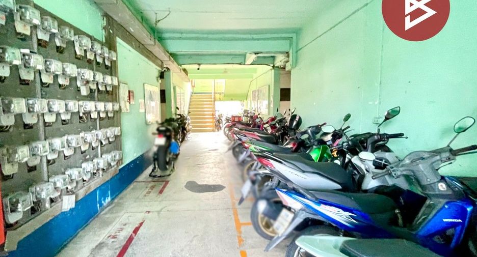 出售 1 卧室 公寓 在 Min Buri, 曼谷