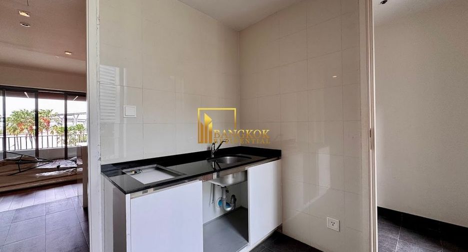 For sale 3 bedrooms condo in Yan Nawa, Bangkok