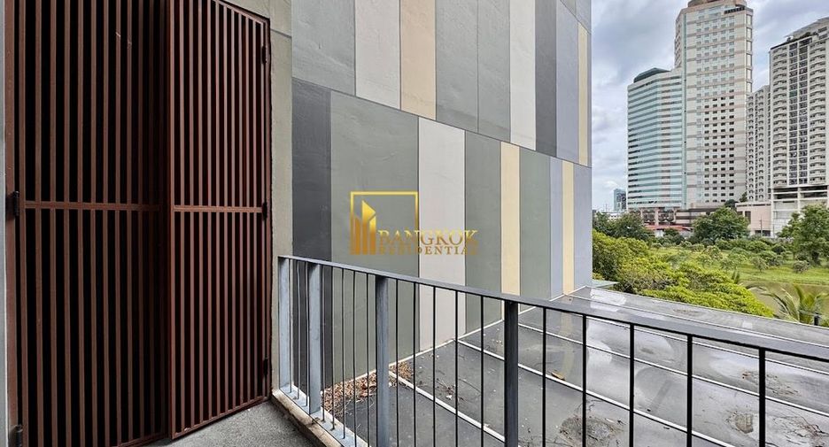 For sale 3 bedrooms condo in Yan Nawa, Bangkok