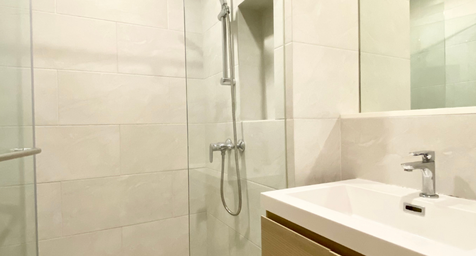 For rent 1 bed condo in Ratchathewi, Bangkok