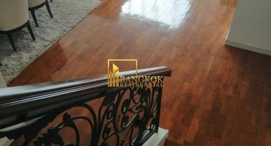 Condo en alquiler y en venta de 4 habitaciones en Khlong Toei, Bangkok