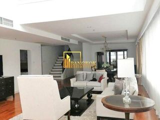 Condo en alquiler y en venta de 4 habitaciones en Khlong Toei, Bangkok
