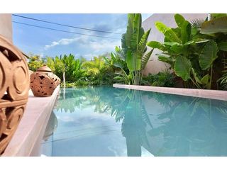 À vendre 3 chambres villa à Ko Samui, Surat Thani