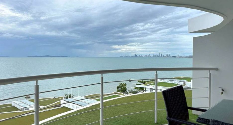 For sale 3 bedrooms apartment in Sattahip, Chonburi