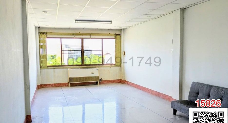 For rent 16 bedrooms retail Space in Chom Thong, Bangkok