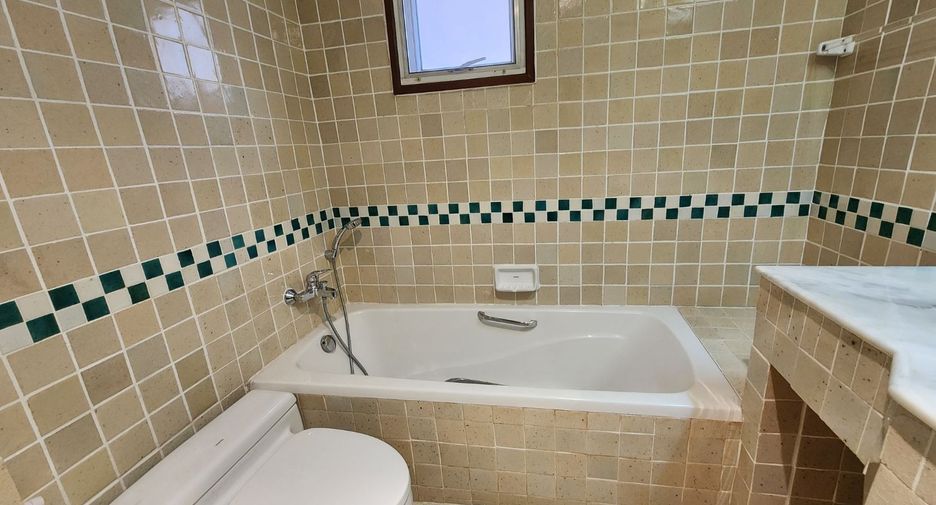 For rent 2 bedrooms condo in Hua Hin, Prachuap Khiri Khan