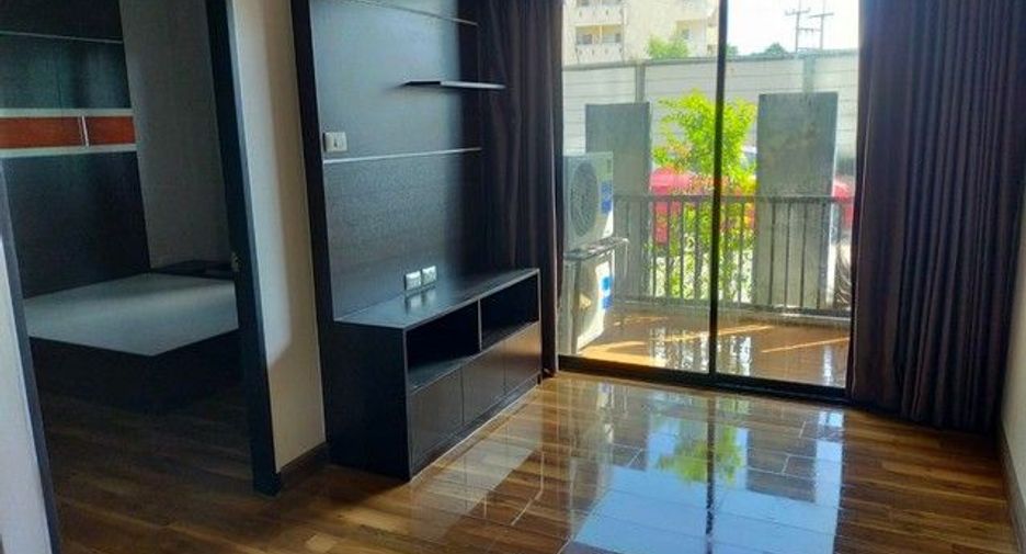 Wohnung zum Kauf mit 1 Zimmer in Ban Bueng, Chonburi