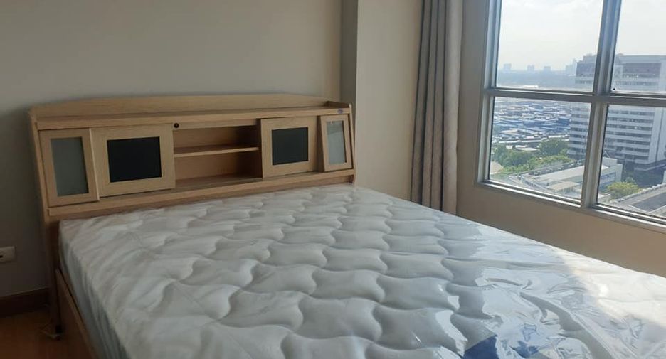 For rent 1 bed condo in Khlong Toei, Bangkok