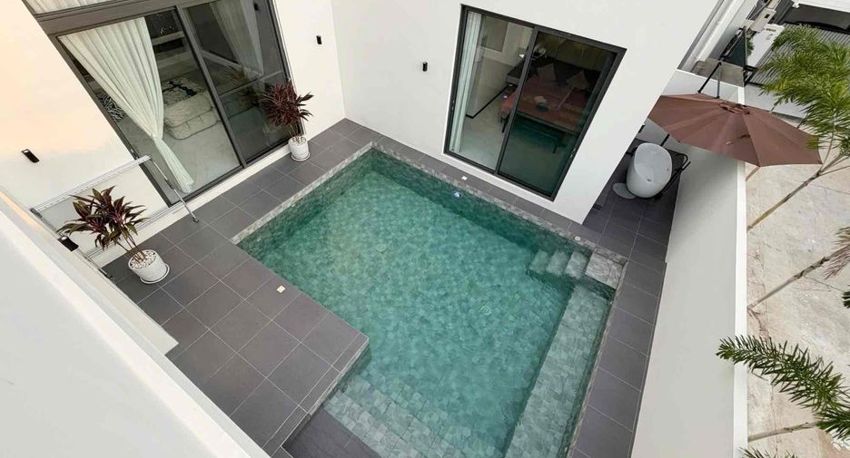 Villa en alquiler de 4 habitaciones en Bang Lamung, Chonburi