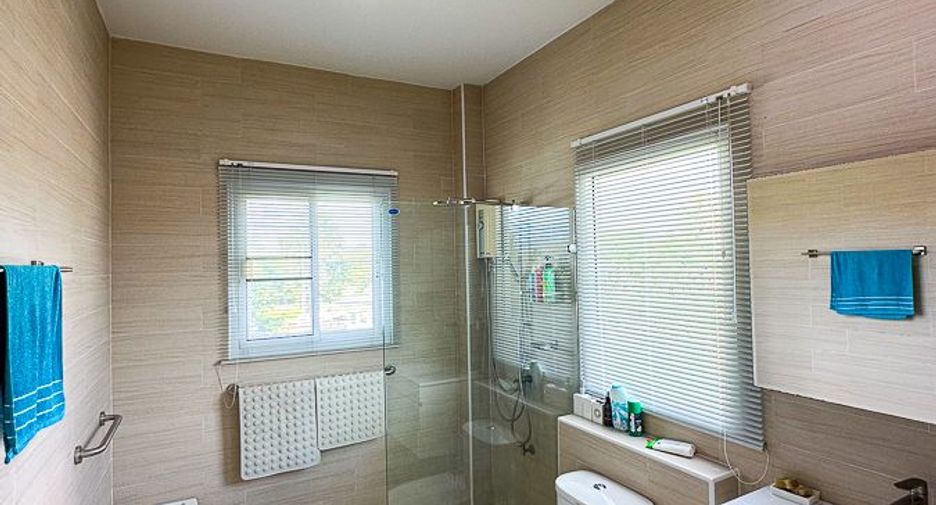 For rent 3 bedrooms house in Doi Saket, Chiang Mai