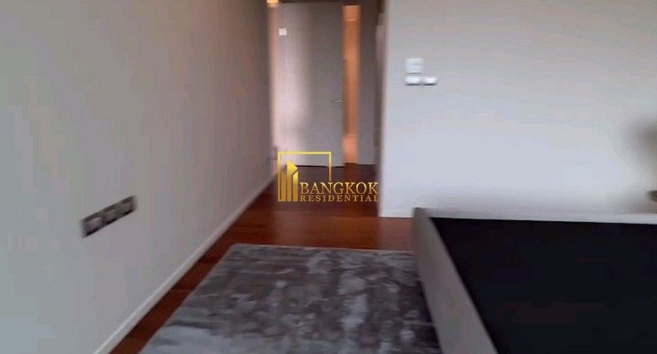 For rent and for sale 2 bedrooms condo in Pathum Wan, Bangkok