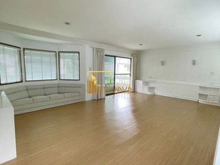 Haus zur Miete und zum Kauf mit 5 Zimmer in Suan Luang, Bangkok