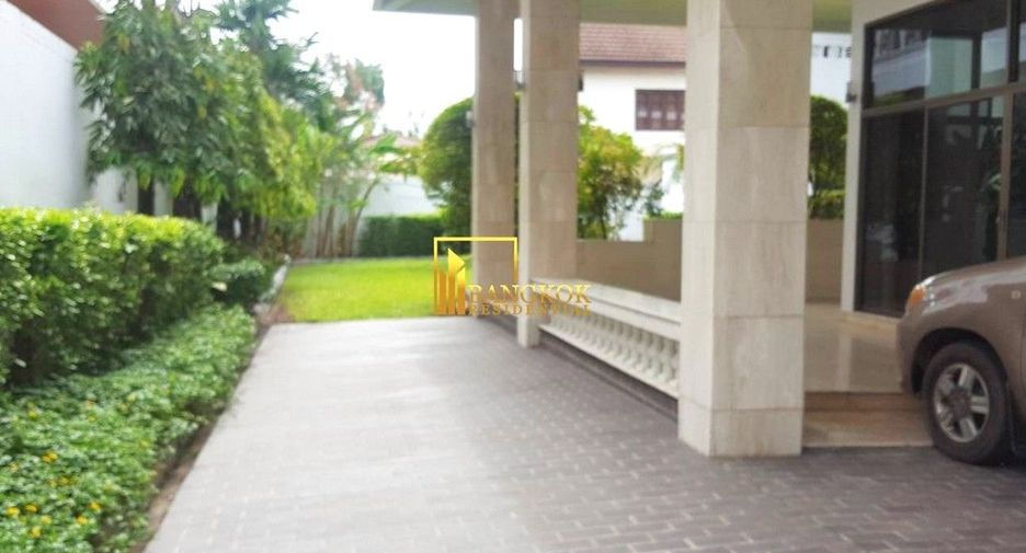 Haus zur Miete und zum Kauf mit 5 Zimmer in Suan Luang, Bangkok