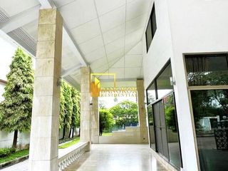 Haus zur Miete und zum Kauf mit 5 Zimmer in Suan Luang, Bangkok