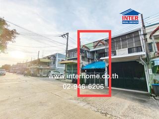 For sale 2 bedrooms townhouse in Bang Khae, Bangkok