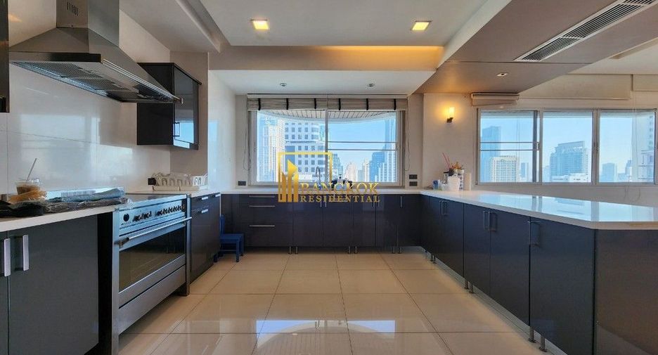 Condo en venta de 3 habitaciones en Khlong Toei, Bangkok
