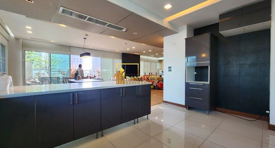Condo en venta de 3 habitaciones en Khlong Toei, Bangkok