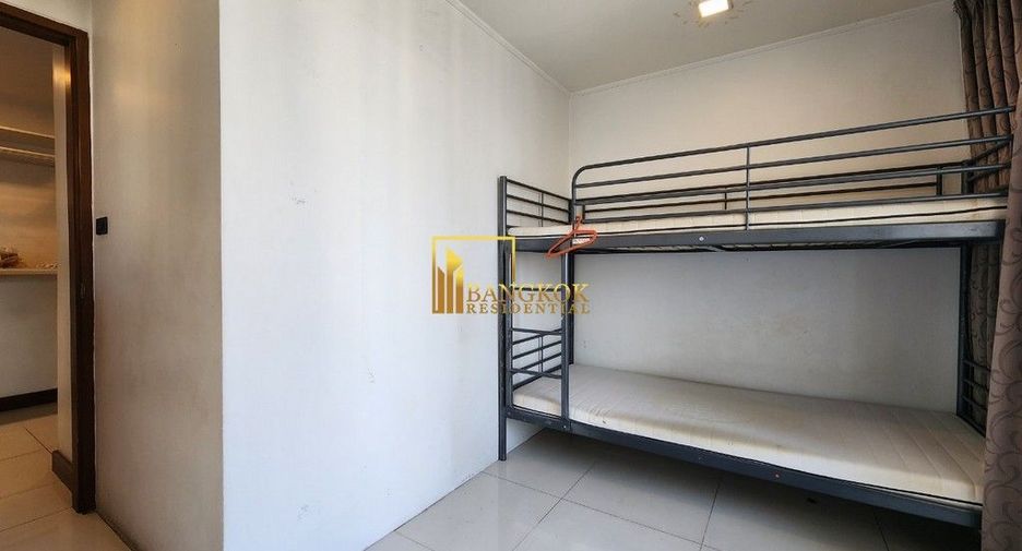 Condo en venta de 3 habitaciones en Khlong Toei, Bangkok
