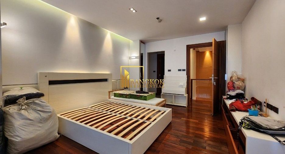 Condo en venta de 3 habitaciones en Khlong Toei, Bangkok
