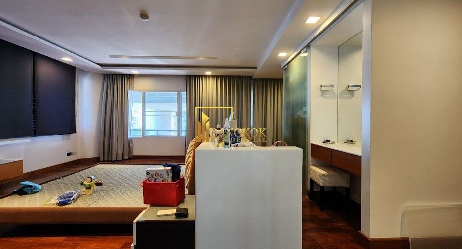 Condo en venta de 3 habitaciones en Khlong Toei, Bangkok