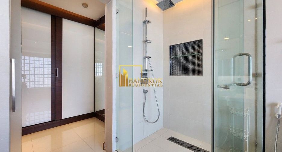 Condo en venta de 3 habitaciones en Khlong Toei, Bangkok