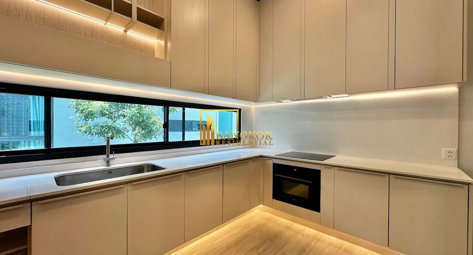 For sale 5 bedrooms house in Saphan Sung, Bangkok